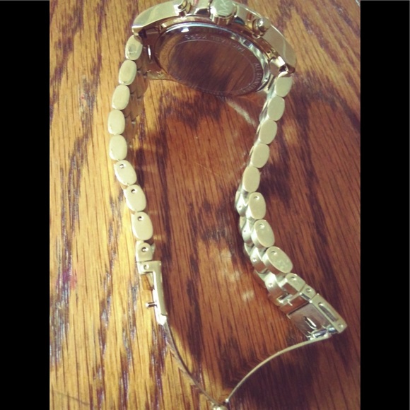 Men’s Michael Kors Watch - Picture 3 of 4